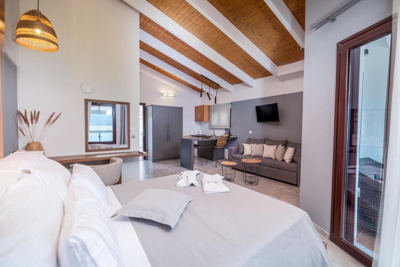 Trizonia Bay Hotel المظهر الخارجي الصورة