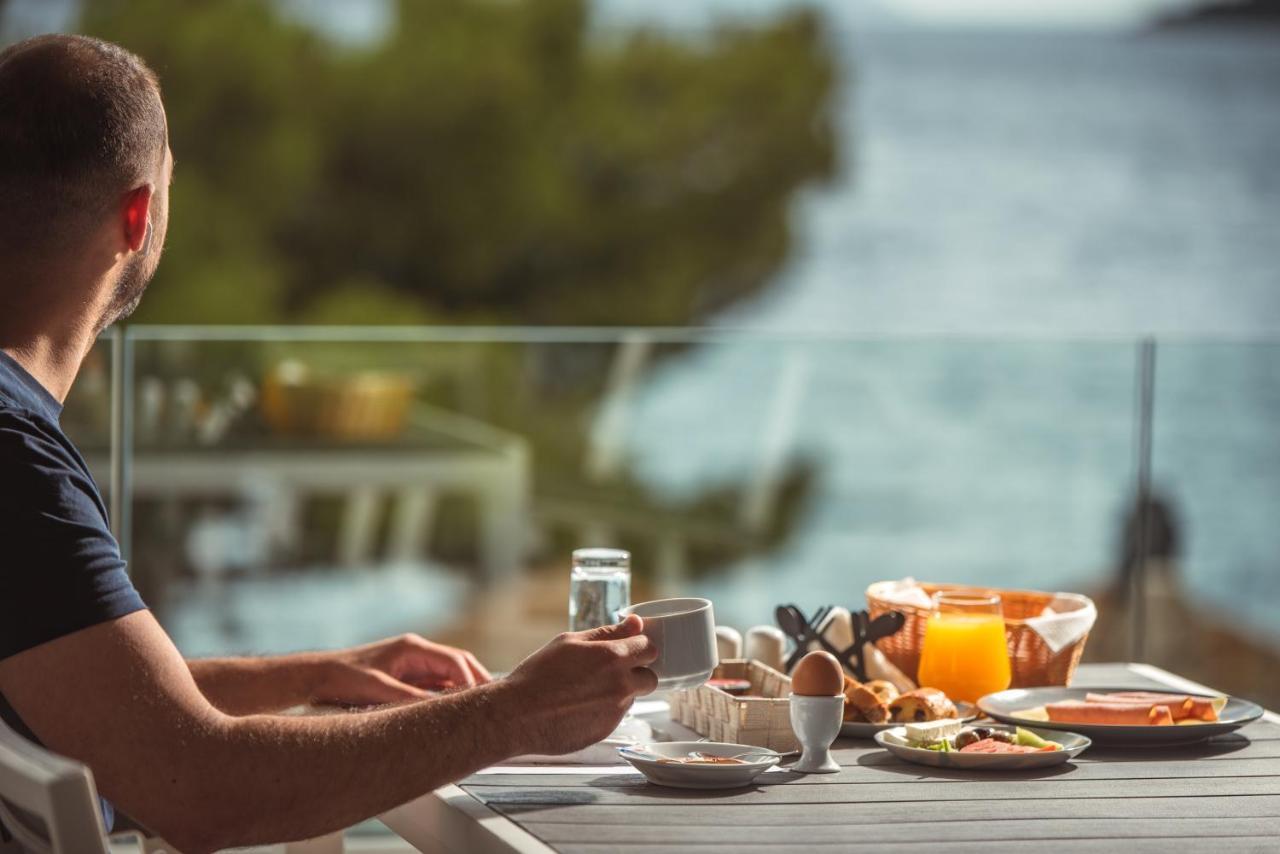 Trizonia Bay Hotel المظهر الخارجي الصورة